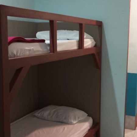 New Kami Homestay Banyuwangi  Εξωτερικό φωτογραφία