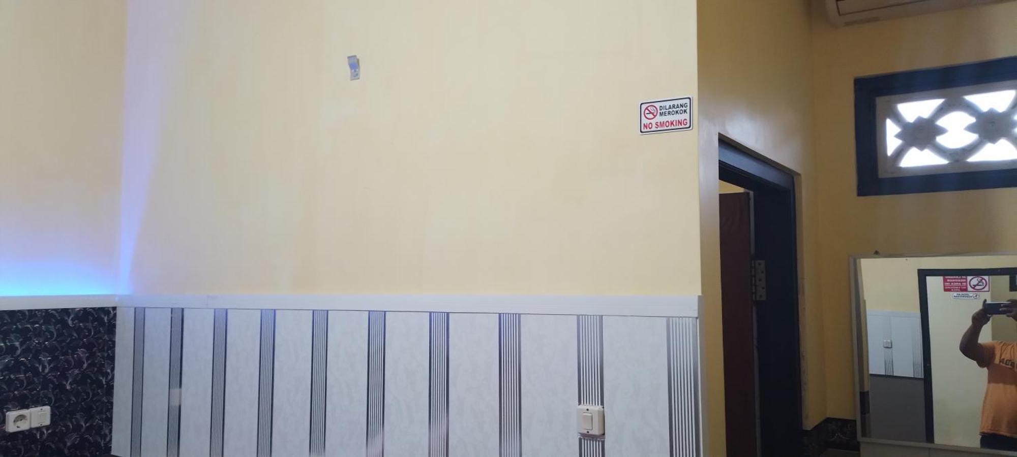 New Kami Homestay Banyuwangi  Εξωτερικό φωτογραφία