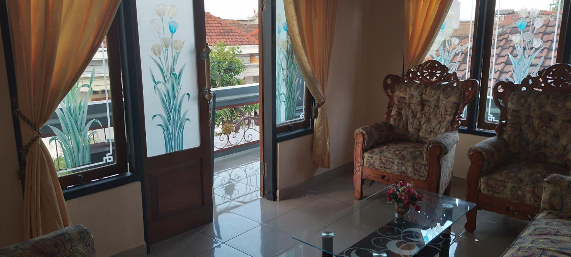 New Kami Homestay Banyuwangi  Εξωτερικό φωτογραφία